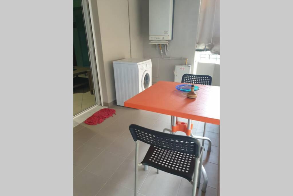 Central Studio Very Close To The Port Of Volos Buitenkant foto