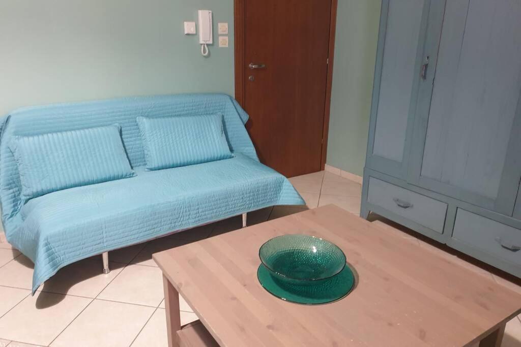 Central Studio Very Close To The Port Of Volos Buitenkant foto